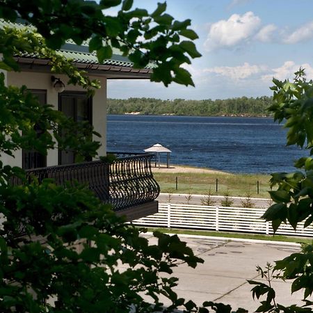 Knyazha Hora Hotel Kaniv Exterior foto